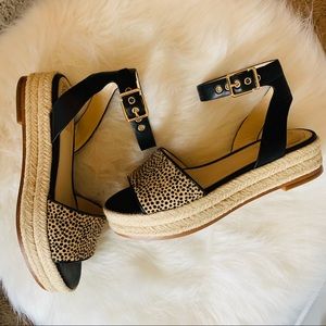 Vince Camuto Sandals!